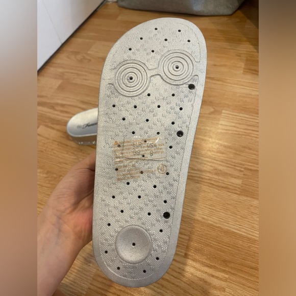 sparkly sliver slides - Picture 3 of 5